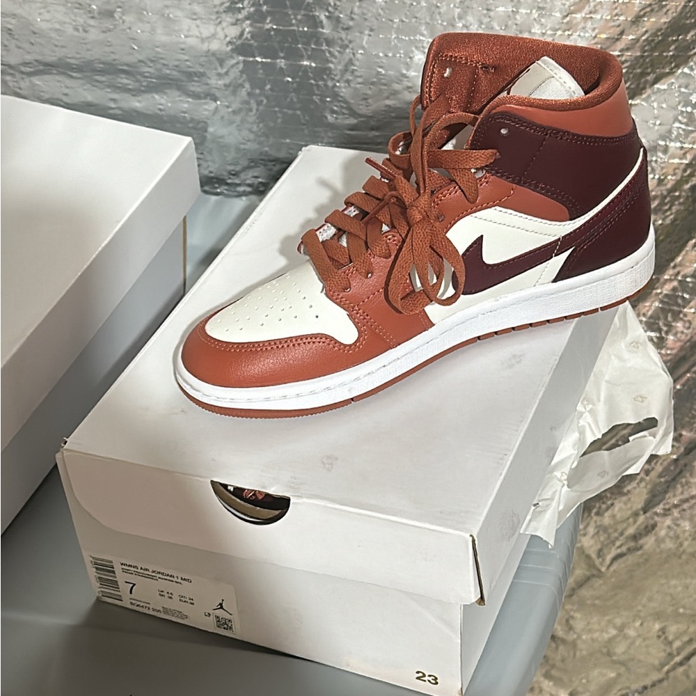 Women shoes